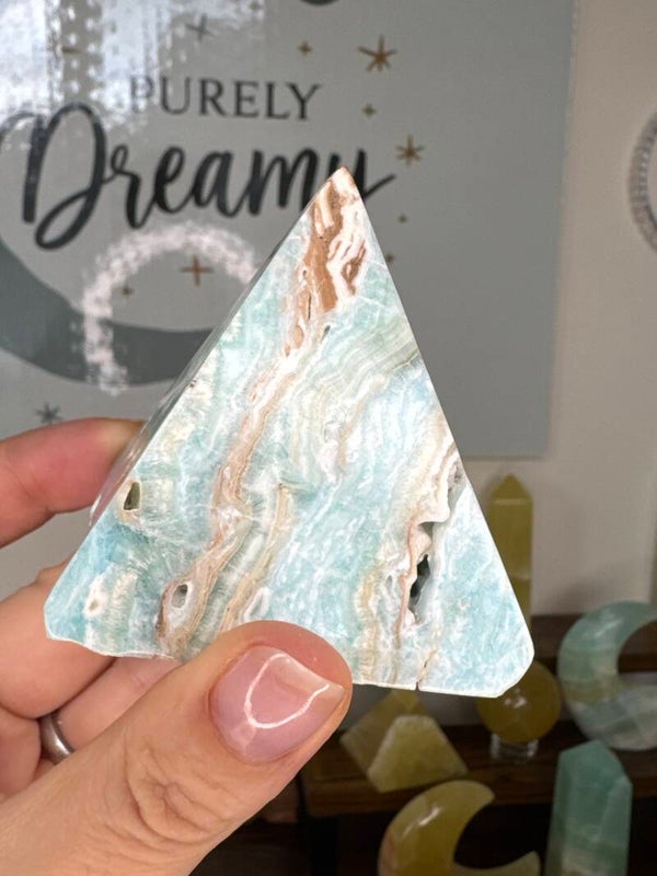 Blue Aragonite Pyramid fy28