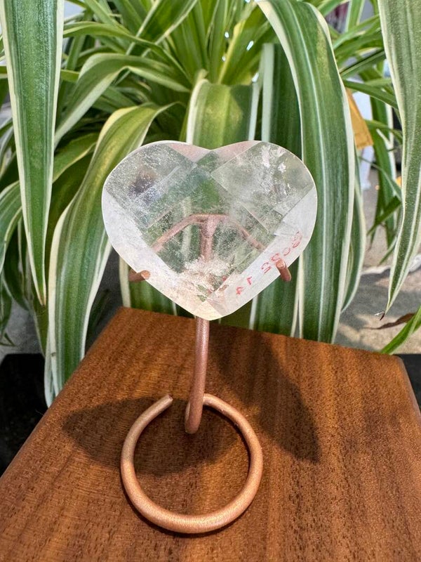 Faceted Clear Quartz Heart and Stand sc22