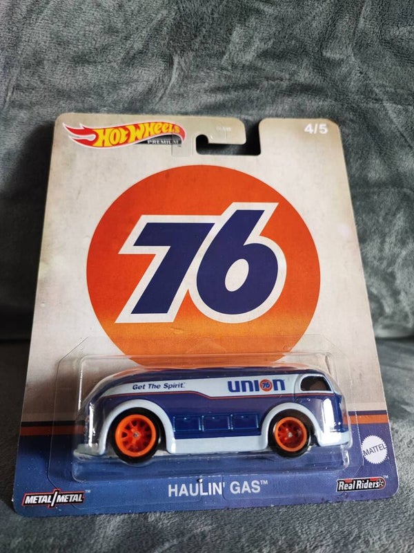 Haulin Gas 76