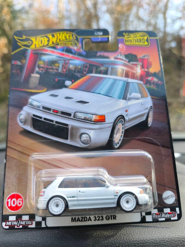 Mazda 323 GTR Boulevard 106