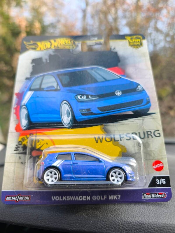 Volkswagen Golf MK7 World Tour