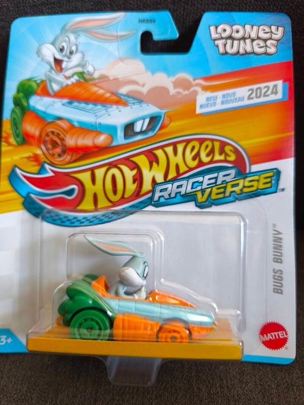 Racer Verse Bugs Bunny