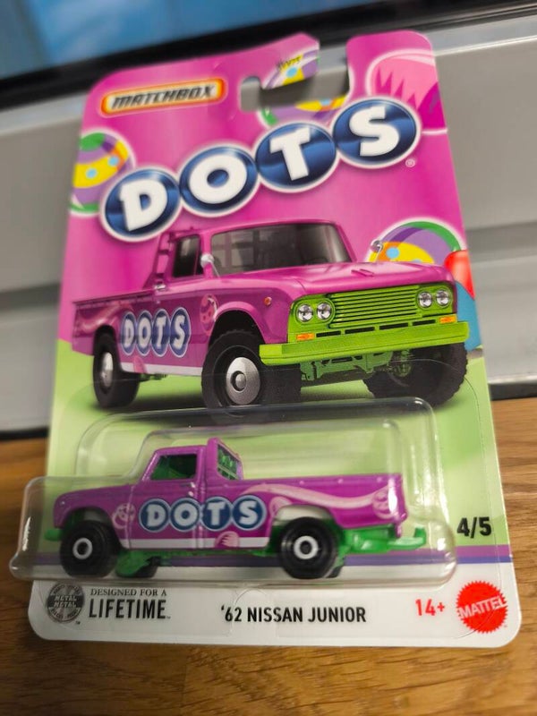 ´62 Nissan Junior Dots