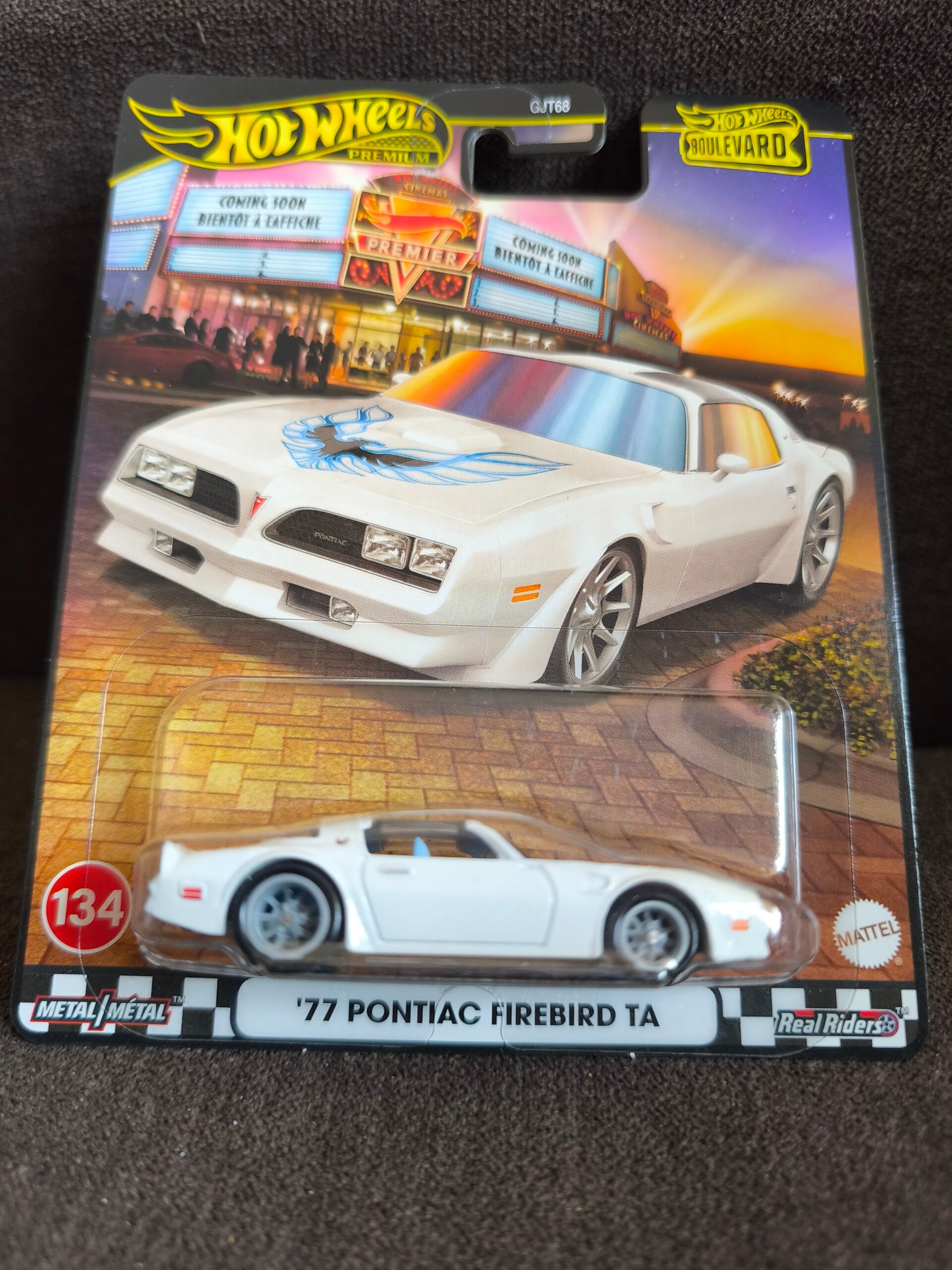´77 Pontiac Firebird TA Boulevard 135
