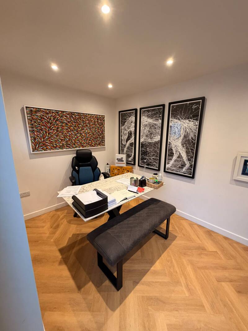 Oxted builder | Finished interior with recessed lighting | Oak & Stone Oxted builder – Finished interior with recessed lighting
