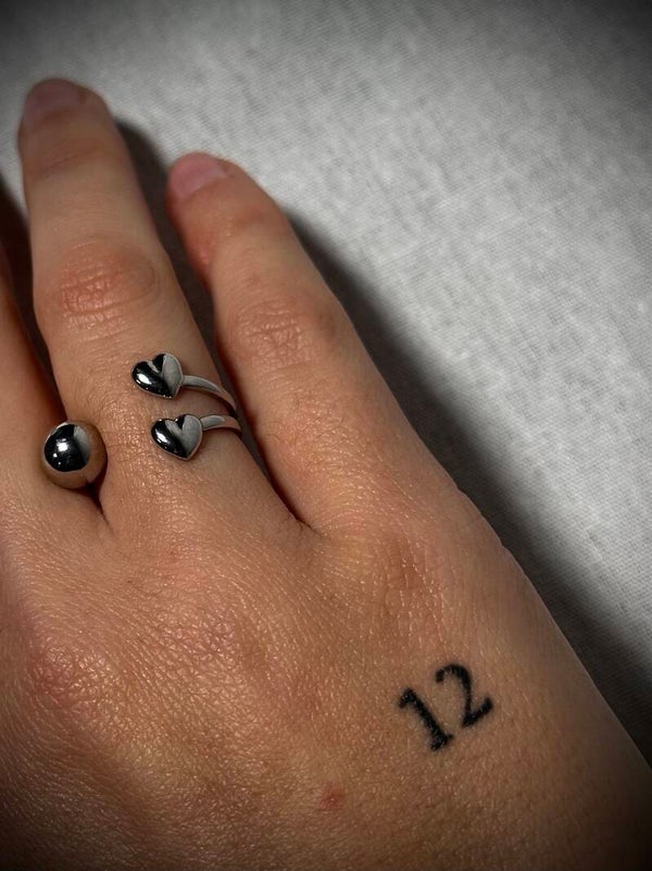 Ring hartjes bal zilver