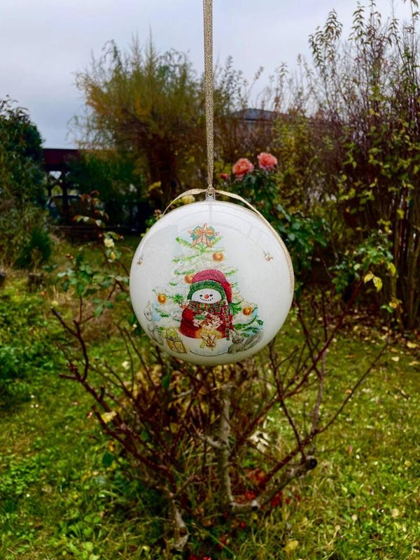 Glückskugel Schneemann, Weihnachtsbaum, Hasen und Vögel