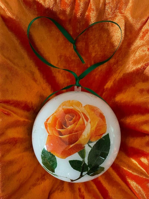 Glückskugel Rose orange mit Blätter