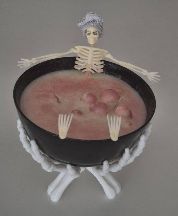 Herfst en Halloweencollectie heks in bad