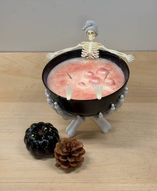 Herfst en Halloweencollectie heks in bad