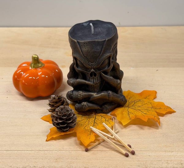 Herfst en Halloween collectie griezelhand met skull zwart