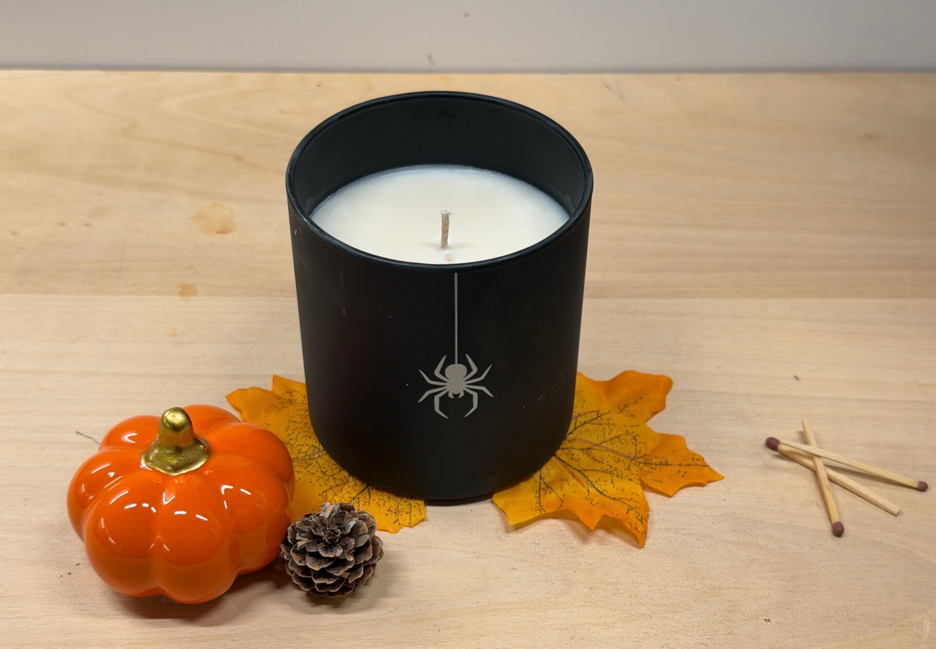 Herfst en Halloween collectie zwart glazen pot met spinnetje
