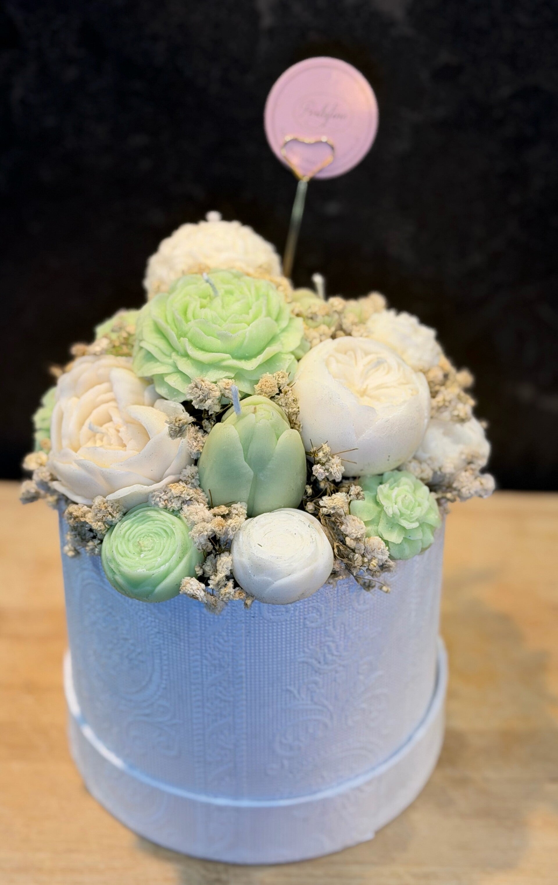 Bouquet Candle in hoedendoos M