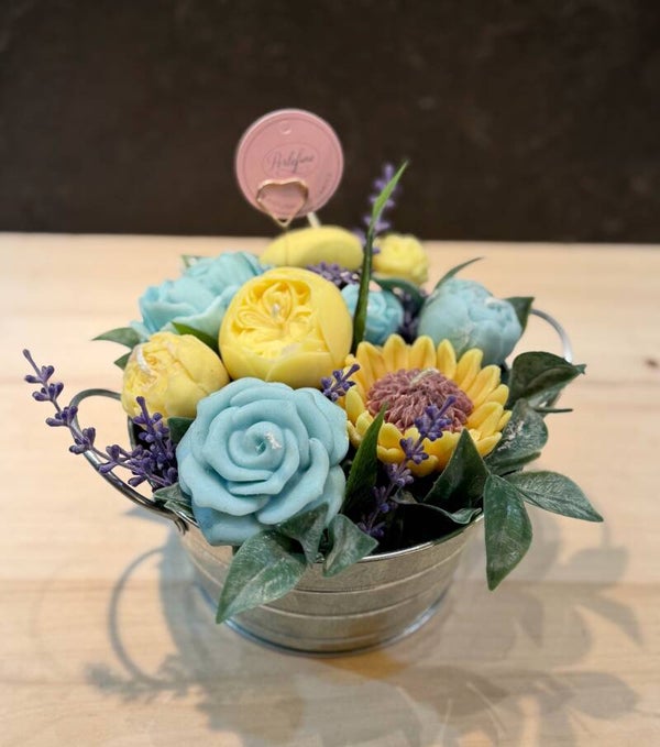 Bouquet Candle in zinken teiltje