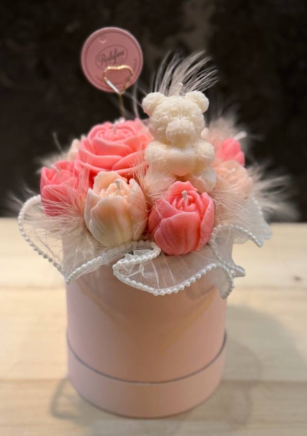 Bouquet Candle in hoedendoos met beertje