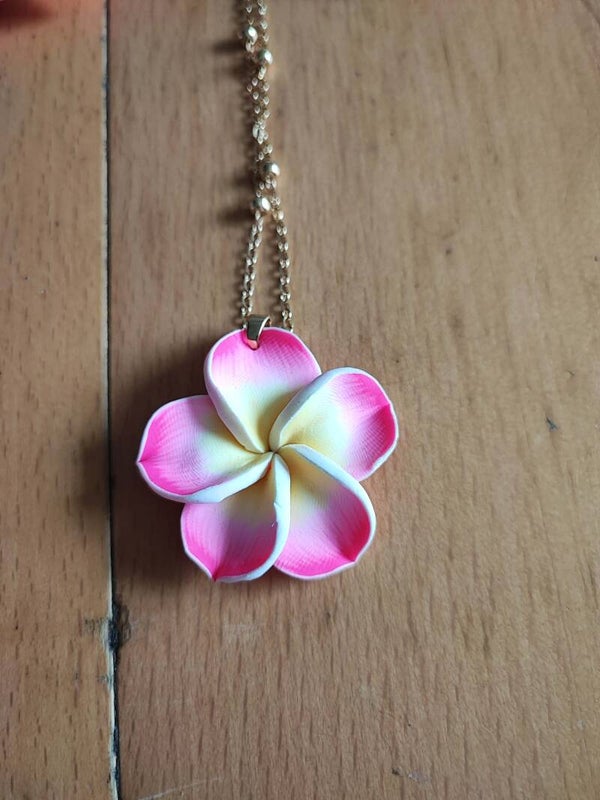 collier fleur