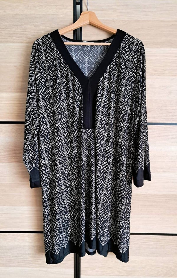 VERKOCHT! Blouse zwart/wit