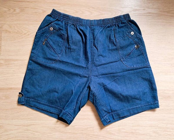 VERKOCHT! Jeans short stretch