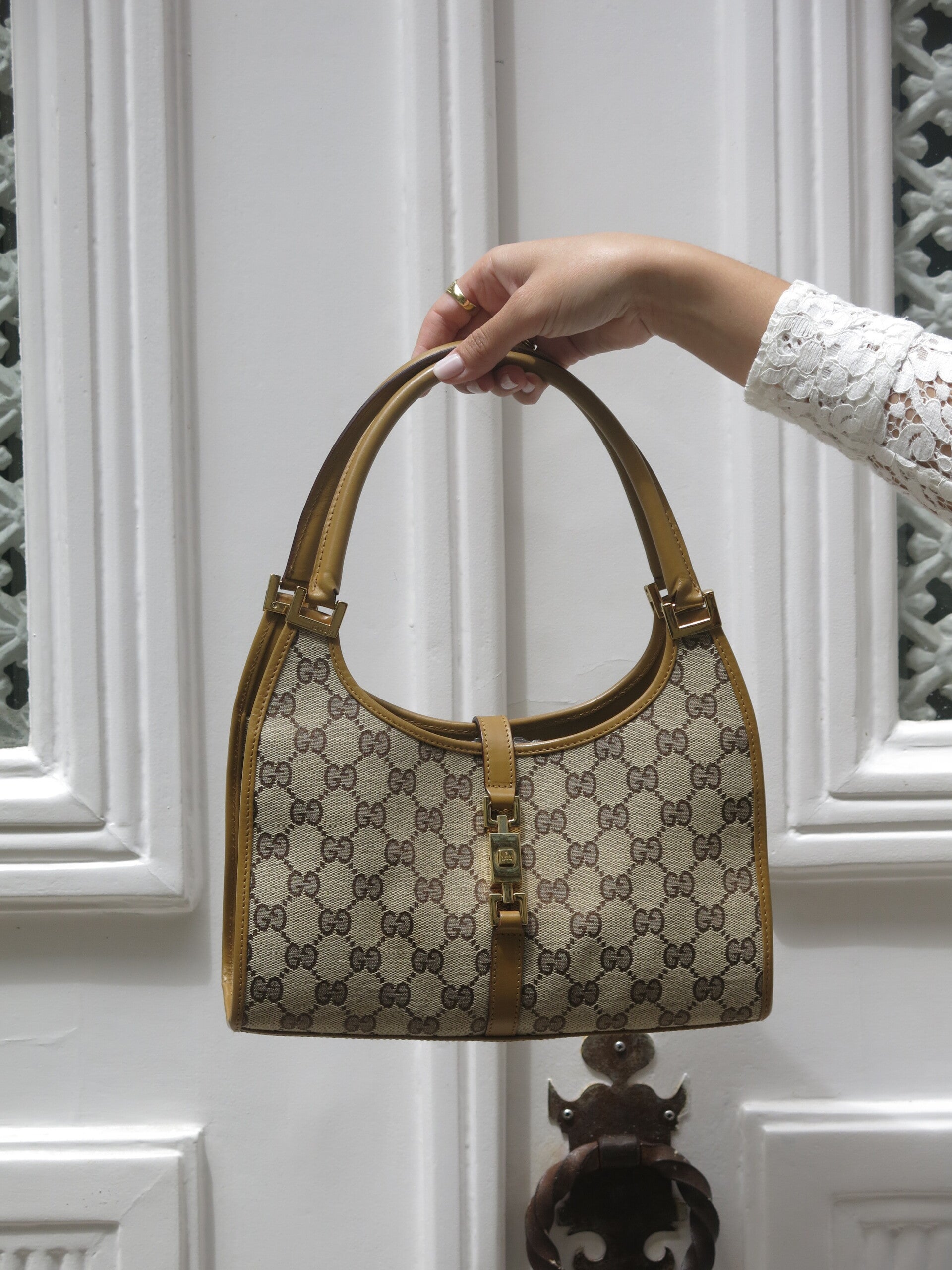 GUCCI Jackie Bardot