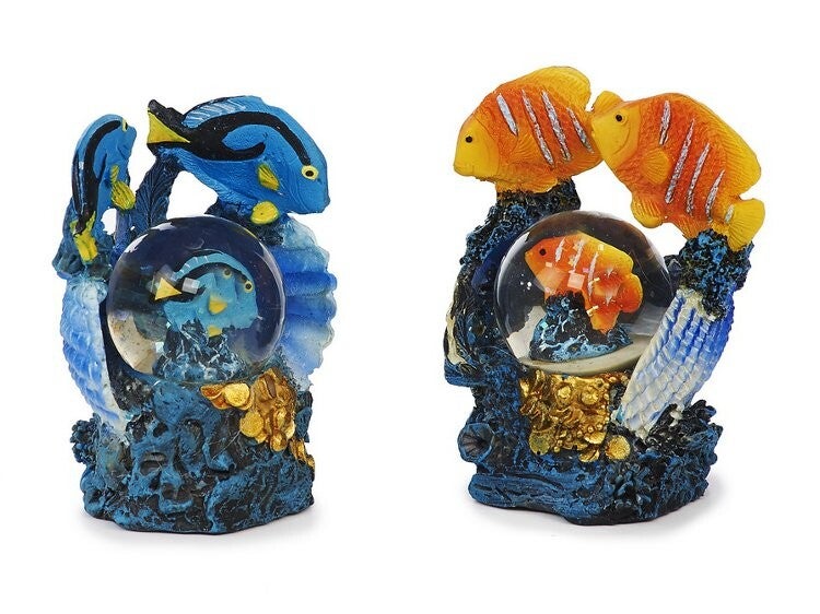 Betoverende Clownsvis & Doktersvis Sneeuwbol – Magische Oceaandecoratie