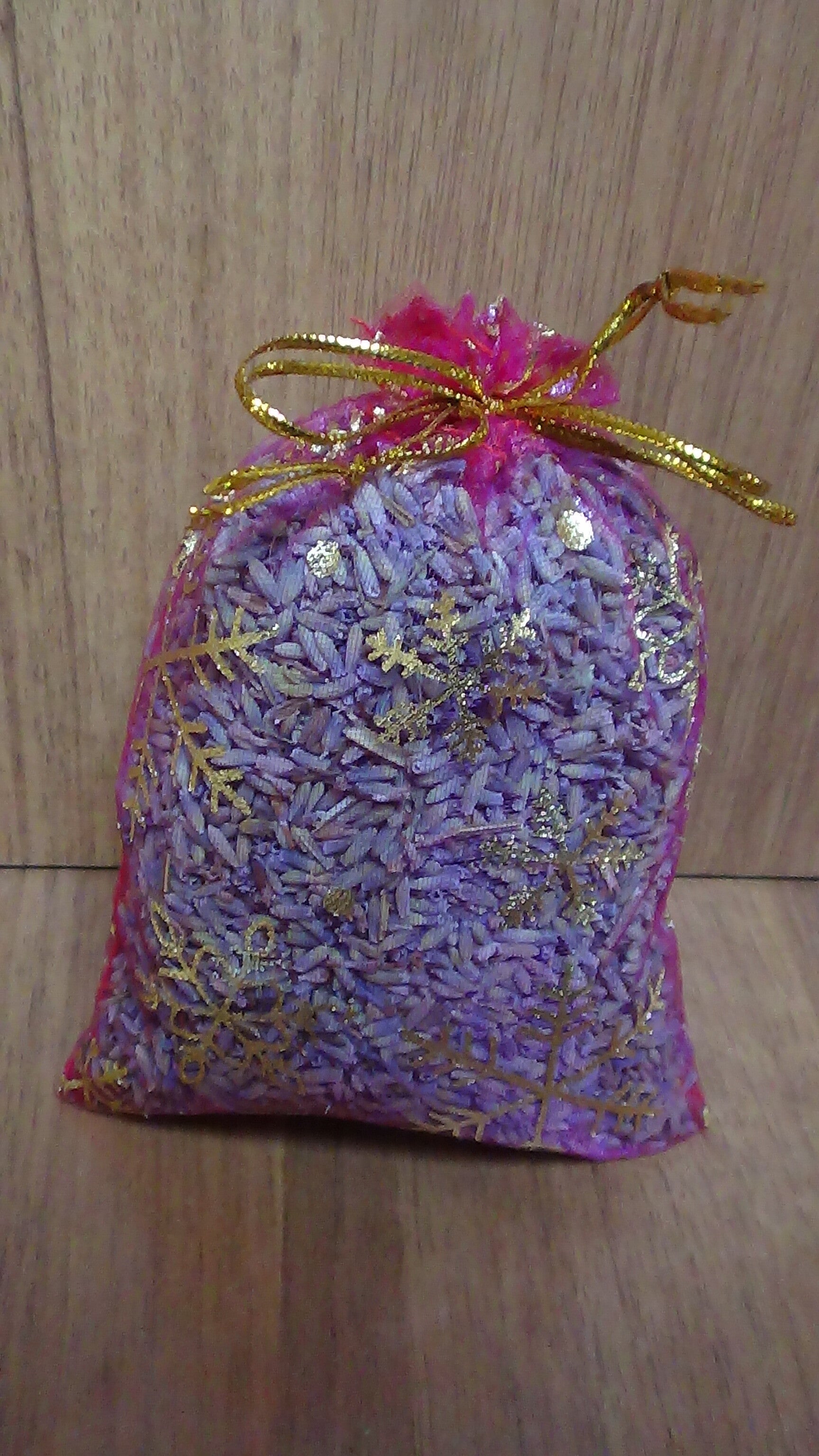 sacchetto organza 10x13 cm circa natalizio con oltre 18 gr di fiore di lavanda vedi foto