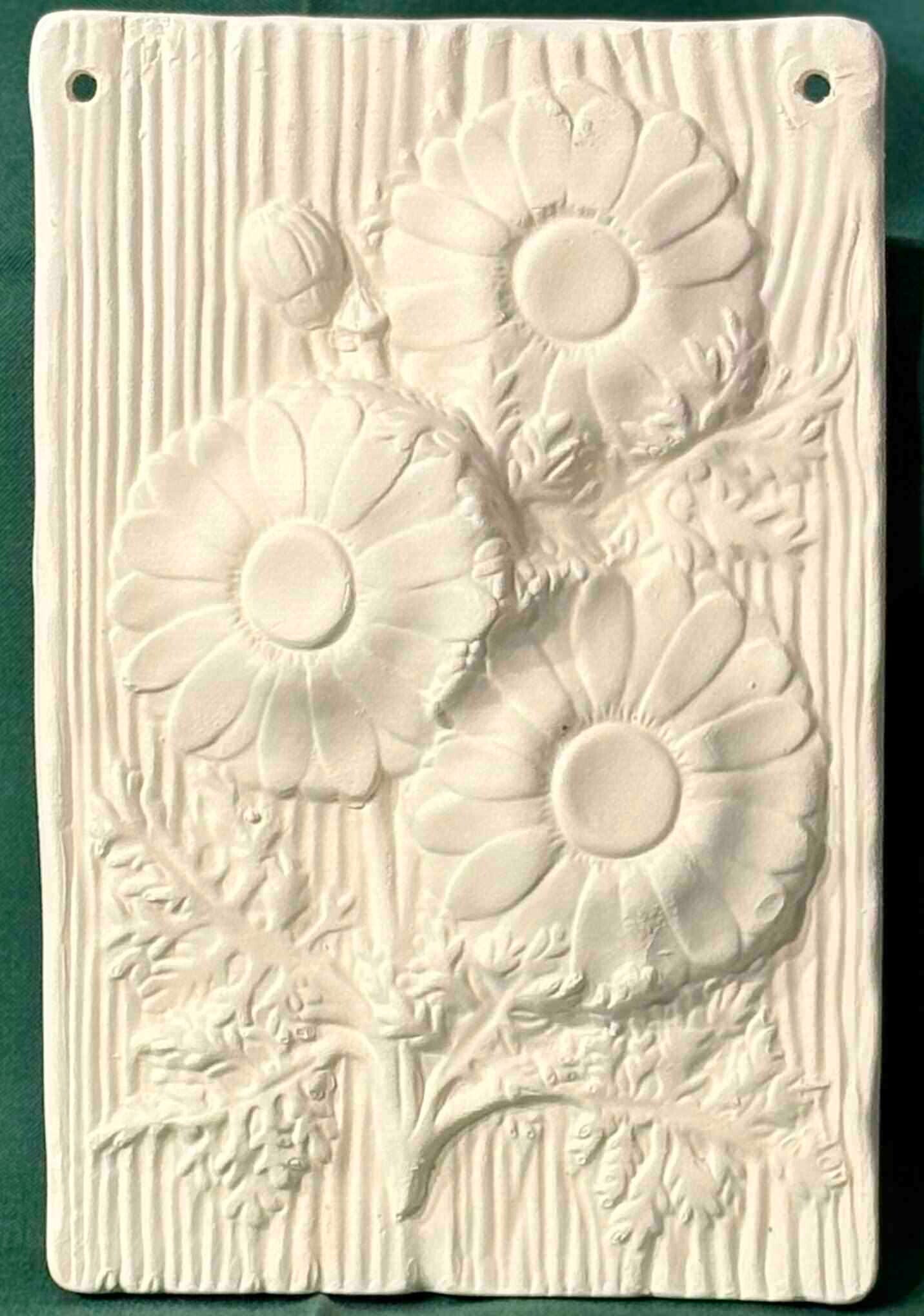 Daisy Plaque
