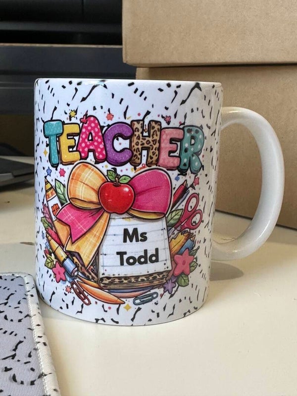 Personalised Thank you Teacher gift set including 11Oz Mug, 10.5 cm Coaster and Mouse Pad