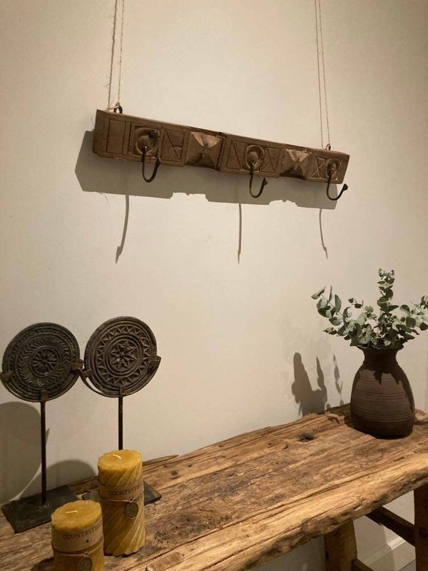 Houten kapstok gemaakt van een oud tempelstuk - 75 cm breed