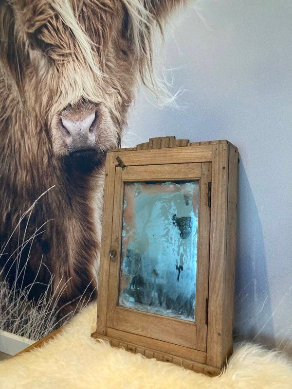 Houten vitrinekast/wandkast  - 71x46x13 cm