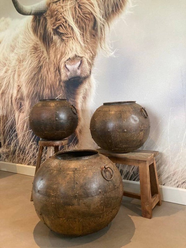 Landelijke metalen vaas - 50 cm hoog