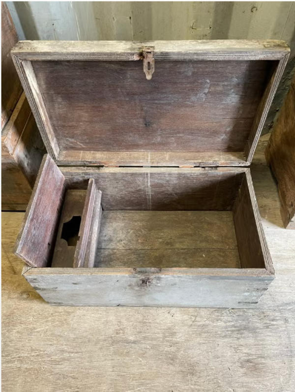 Mooie oude verweerde houten kist - Landelijk/Stoer
