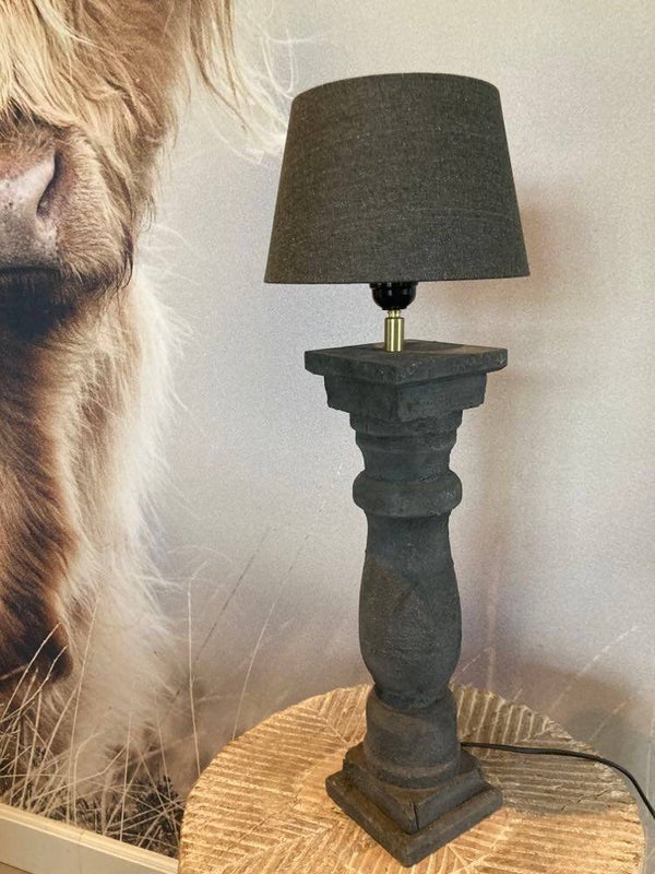 Grijze baluster lamp met lampenkap