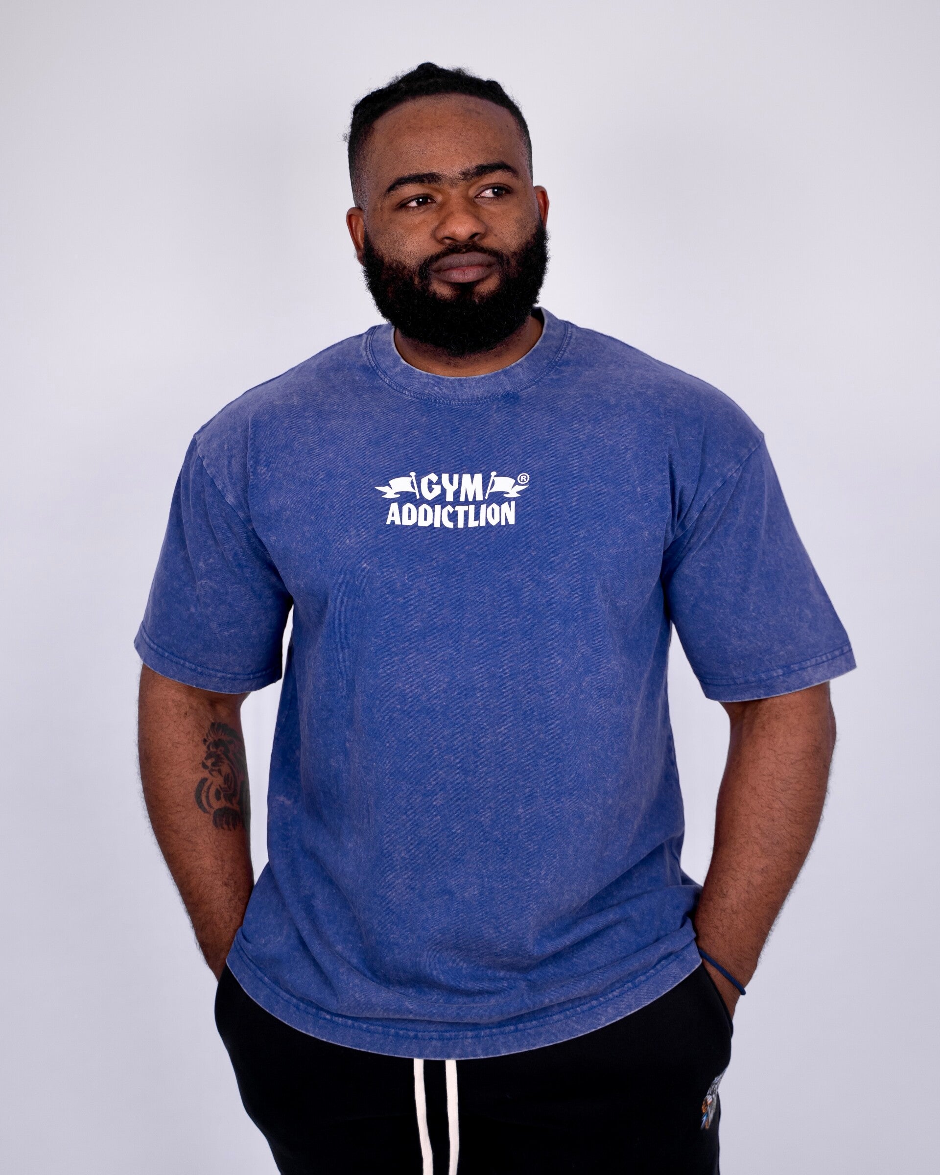 GymAddictLion® Washed Oversized T-Shirt – Blue Vintage