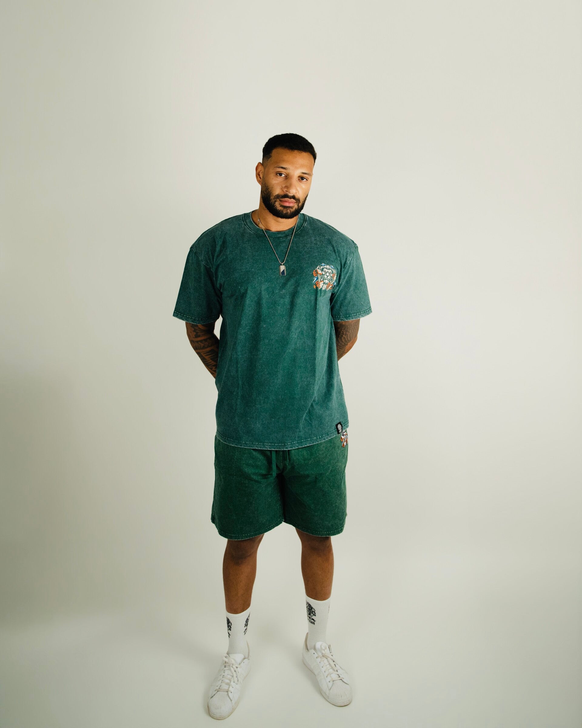 GymAddictLion® Built Not Born Washed Oversized T-Shirt – Green