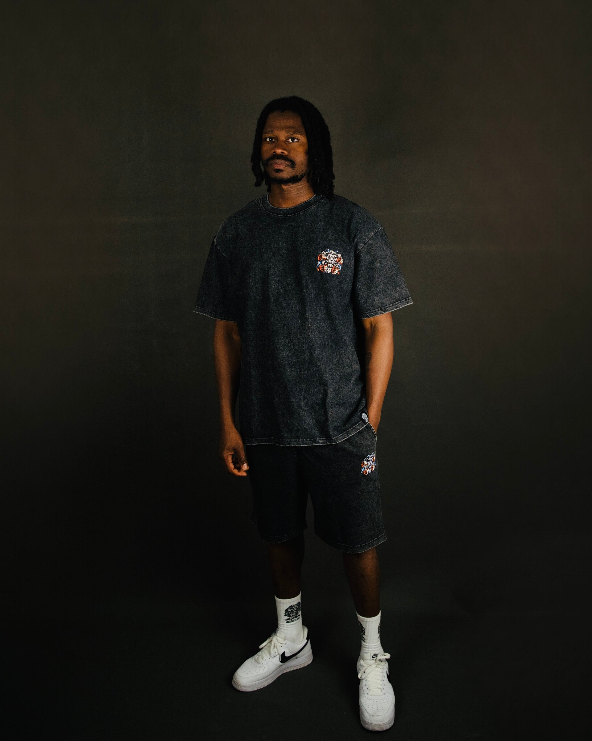 GymAddictLion® Built Not Born Washed Oversized T-Shirt – Black