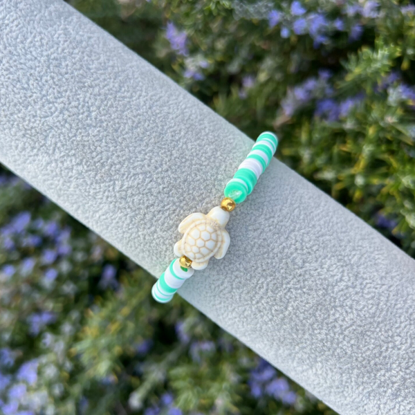 Turquoise turtle Bracelet