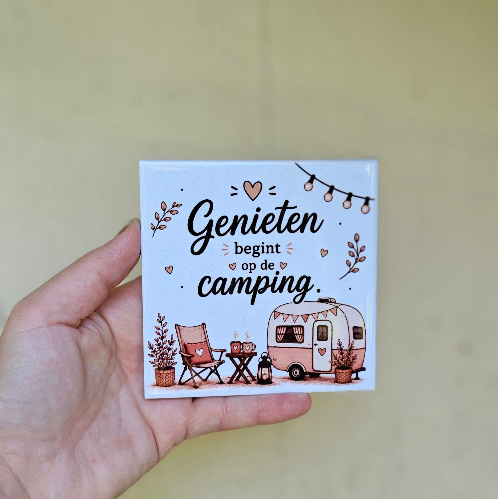 Genieten begint op de camping - Tegeltje (roze)