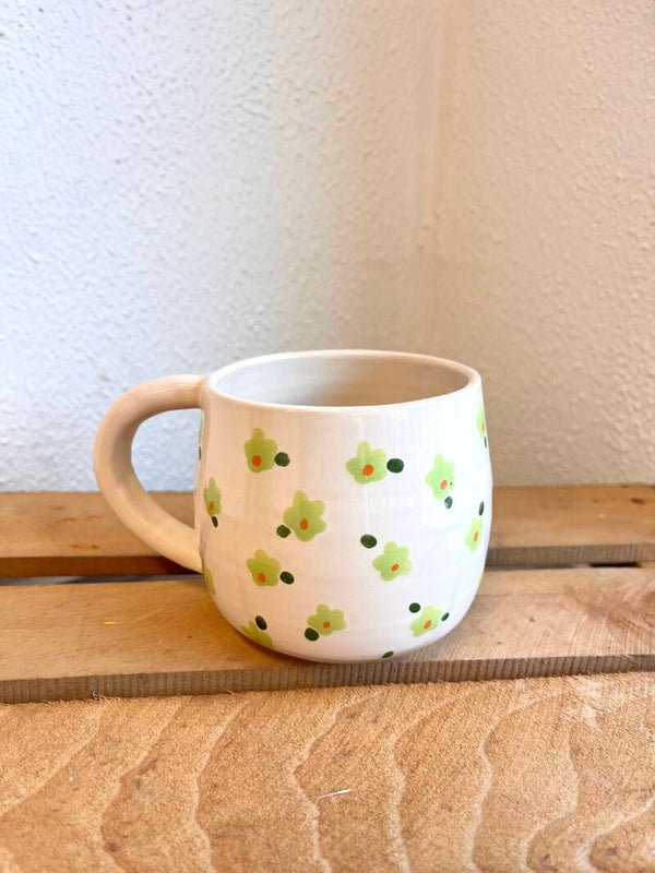 Mok green flowers