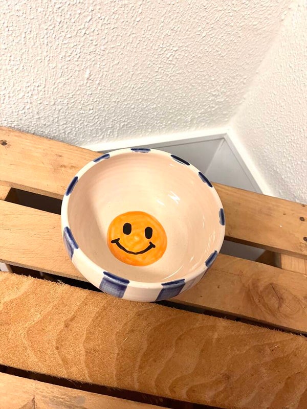 Bowl blue stripes