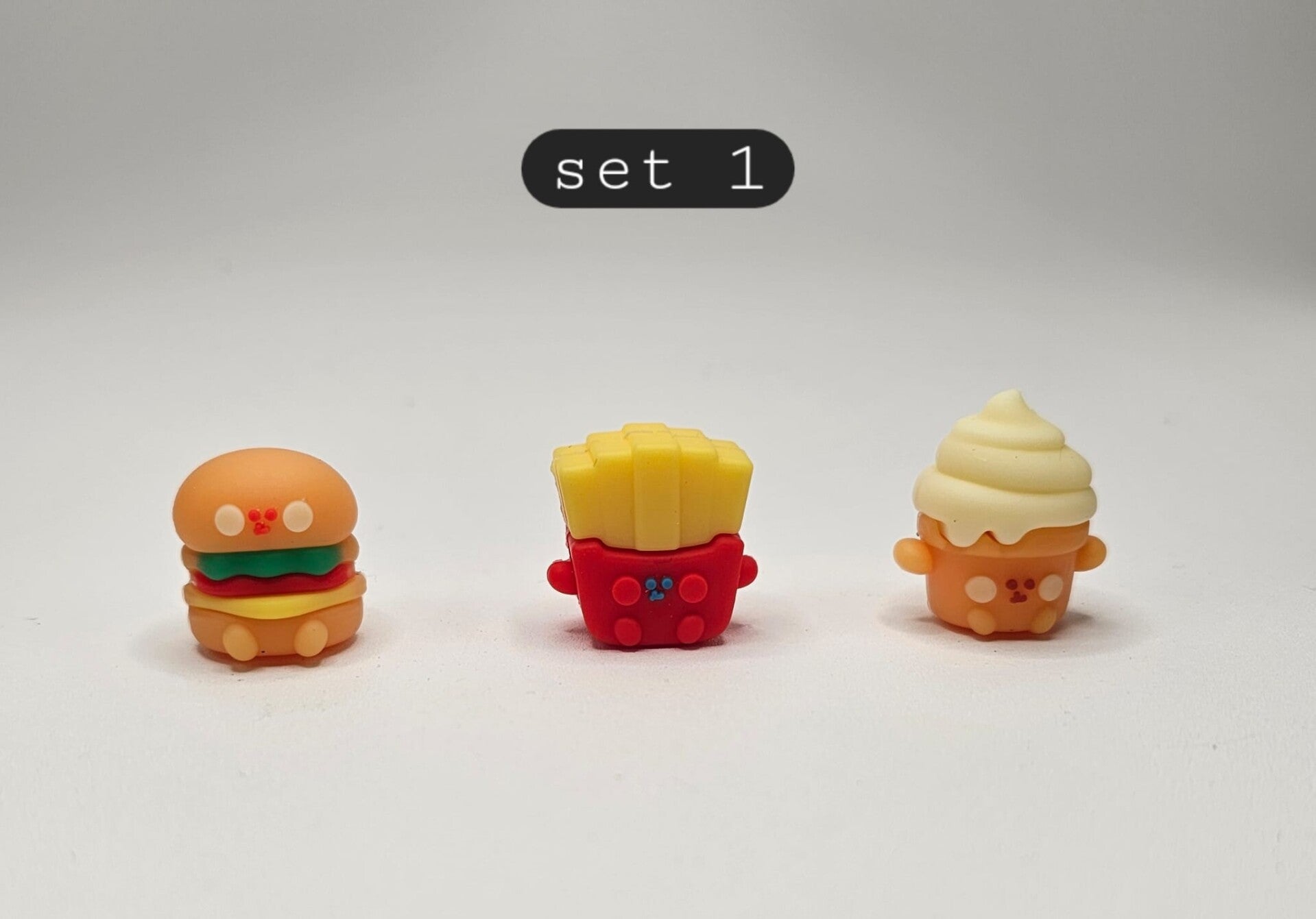 Set 3 gomme food