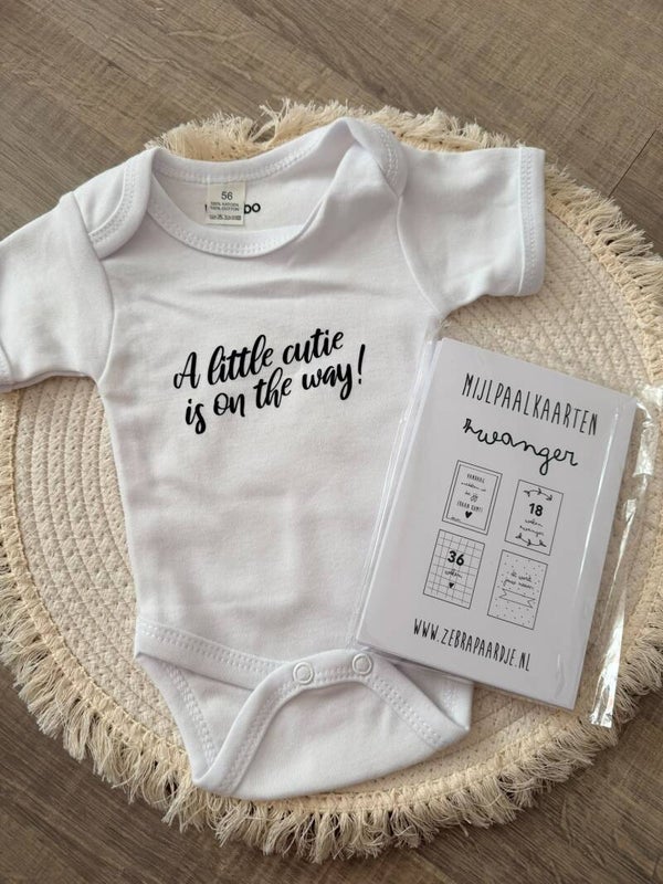 Kraamcadeau A little cutie is on the way