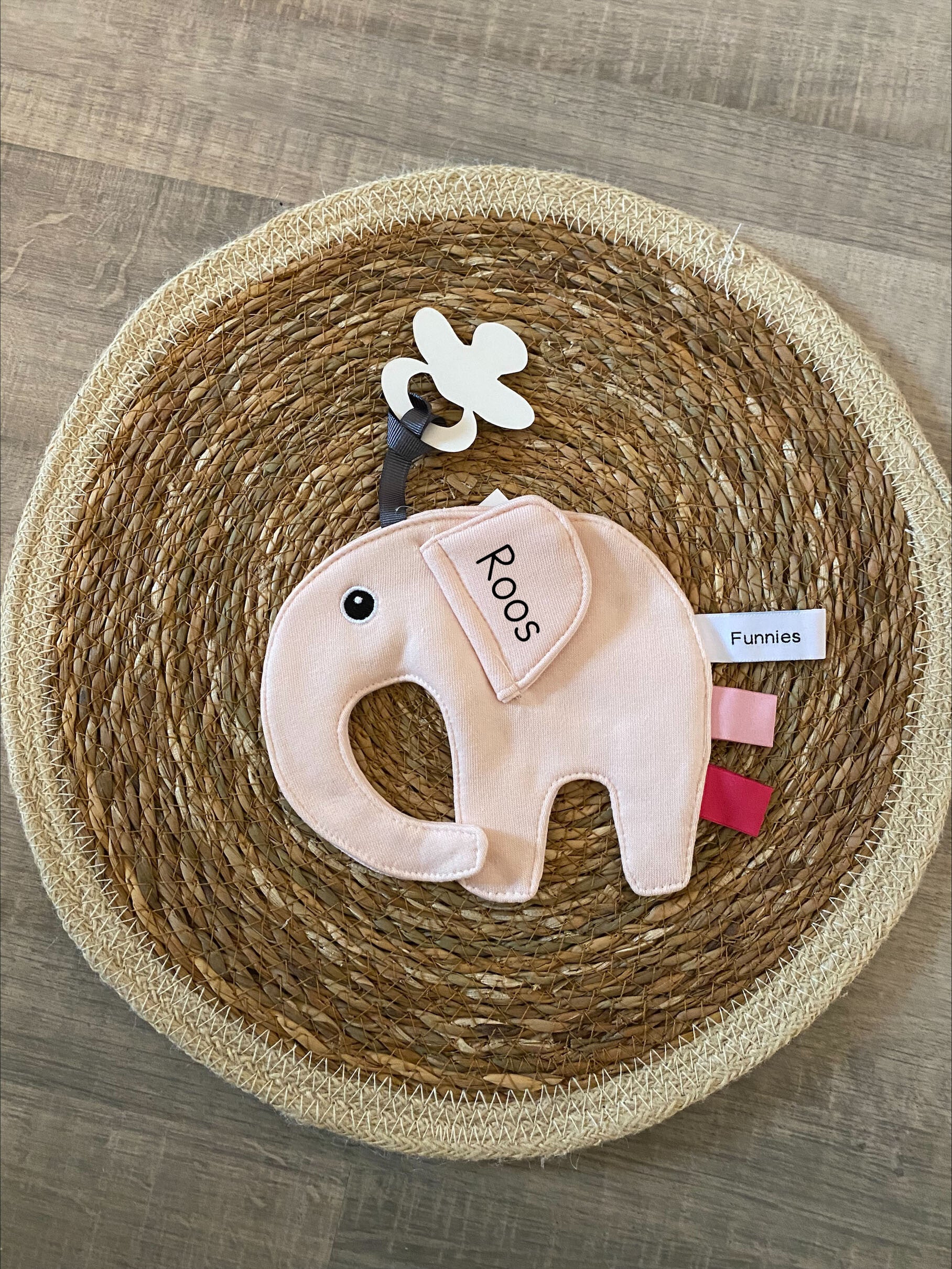 Speendoek Olifant Roze