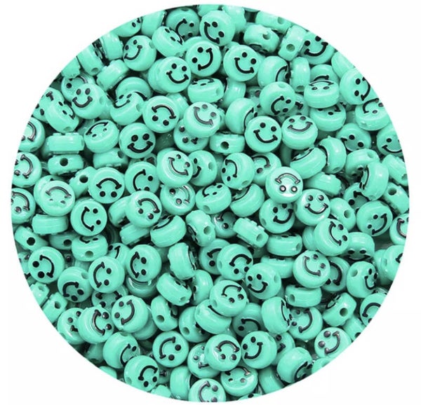 Acryl smileykralen light green - 5 stuks