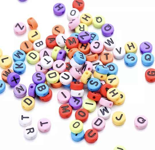 DAHI 800st letter kralen voor armbanden doe het zelf kralen letter nummers kralen acryl ronde alfabet kralen voor armbanden en kleurrijke hart kralen voor sieraden DIY ambachten (cai DAHI 800st letter kralen voor armbanden doe het zelf kralen letter nummers kralen acryl ronde alfabet kralen voor armbanden en kleurrijke hart kralen voor sieraden DIY ambachten (cai