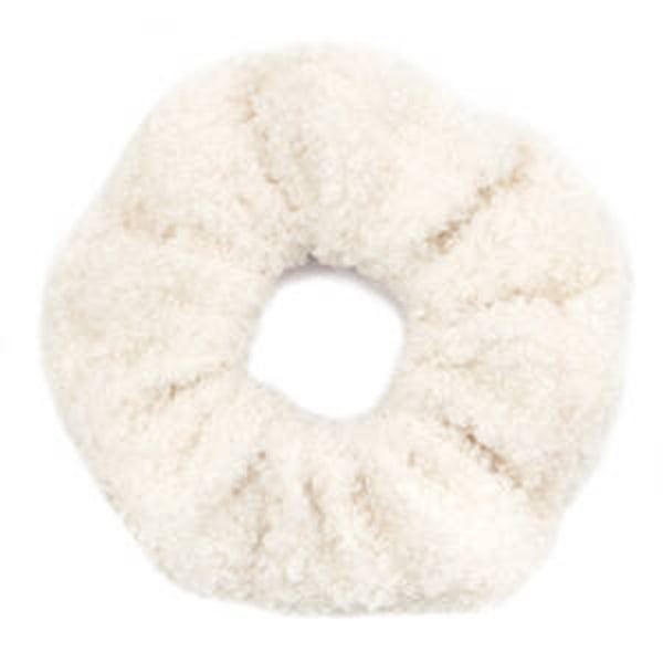 Teddy scrunchie white!