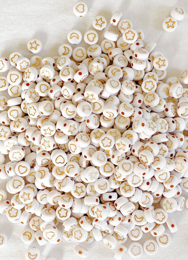 Figuurtjes kralen wit-goud! (10 stuks)