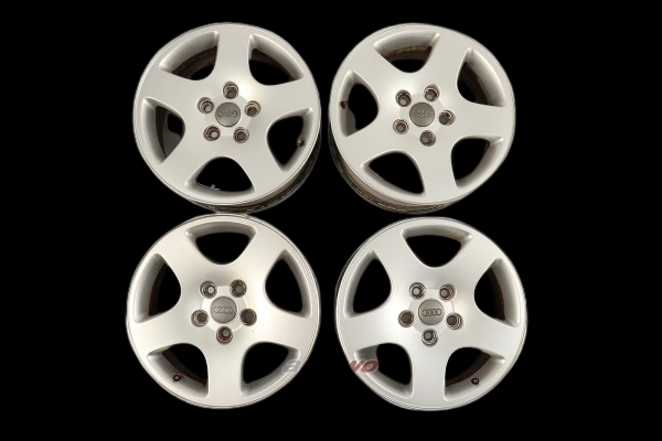 Original Audi 16-Zoll Alufelge (5-Arm-Design)