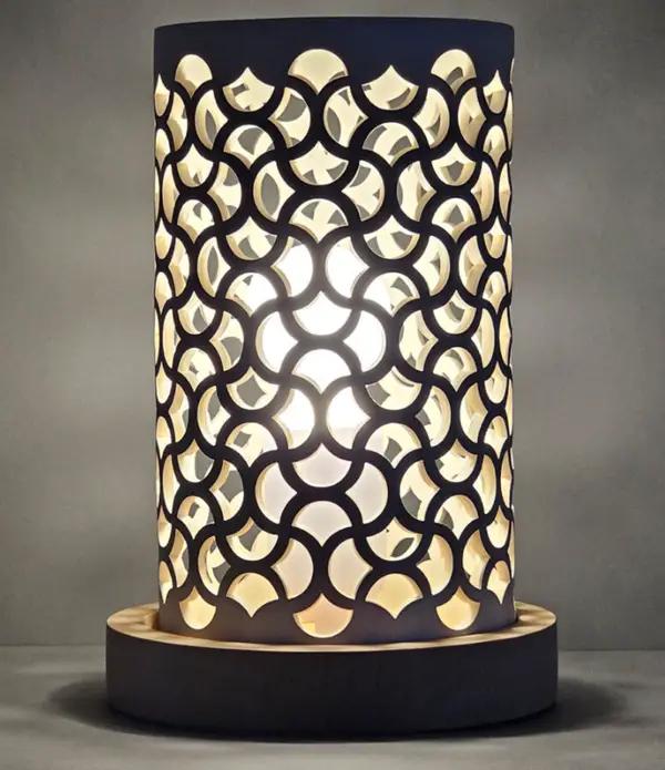 Lampe en céramique ajourée style andalou 25 cm