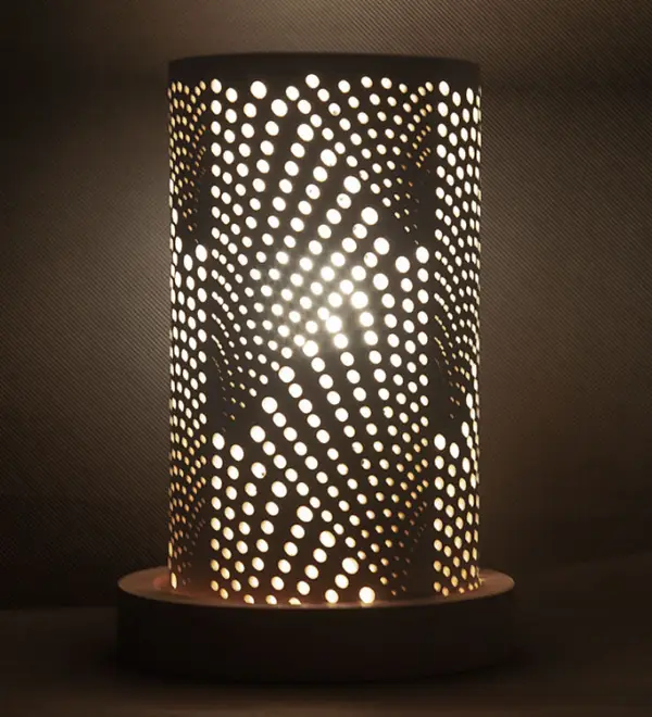 Lampe en céramique ajourée à motif pointillé 24 cm