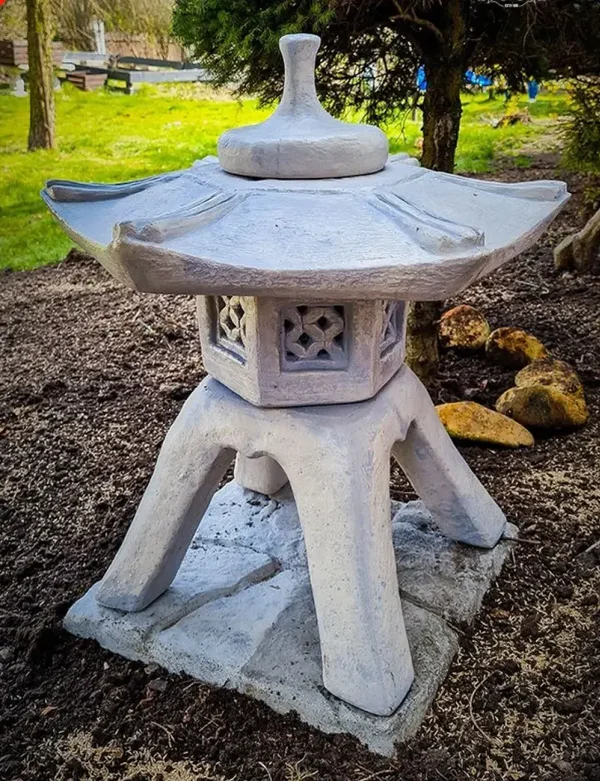 Lanterne asiatique en pierre pour extérieur – H 64 cm